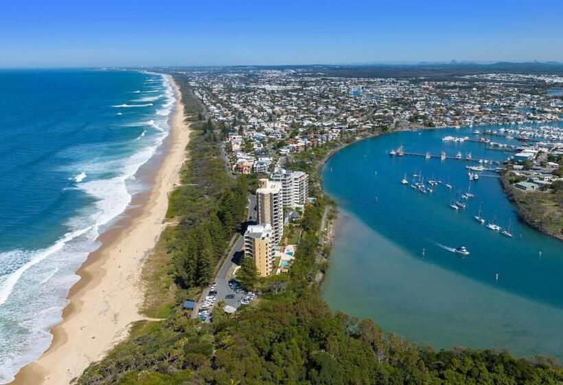 Cartwright Apartment