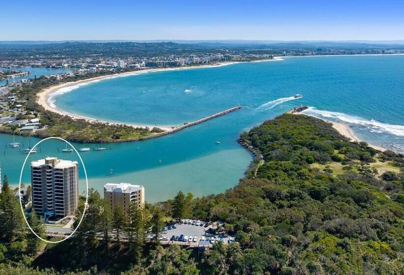 Cartwright Apartment