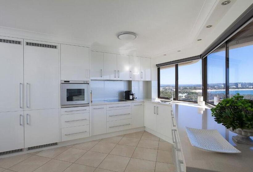 Cartwright Apartment