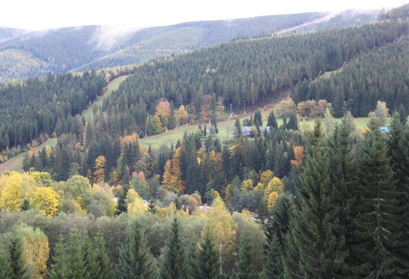 Cozy Apartment In Bedřichov   špindlerův Mlýn