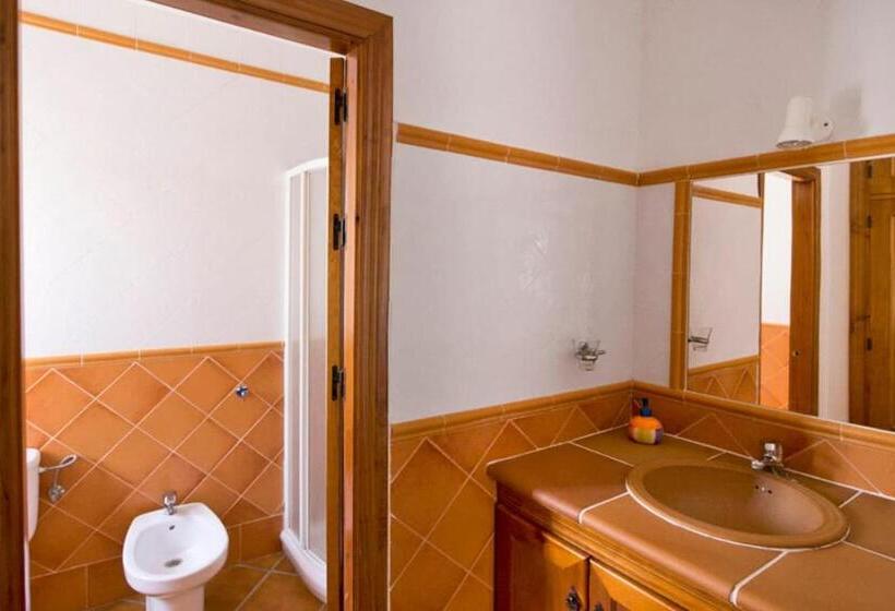 Espectacular Villa Con Piscina En Conil Cl 5c