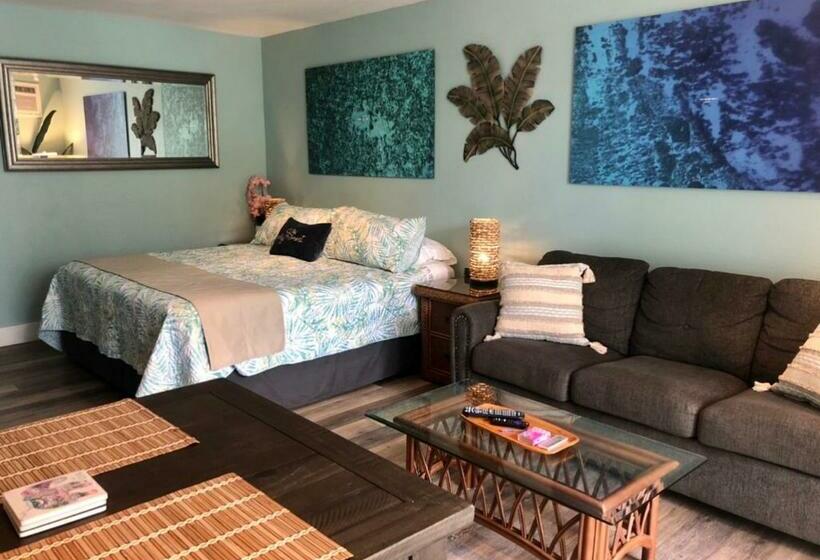 Hale Moana, Unit #110 Kona Islander Inn