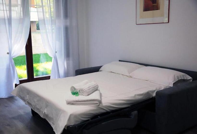 Holiday Residence With Private Garden