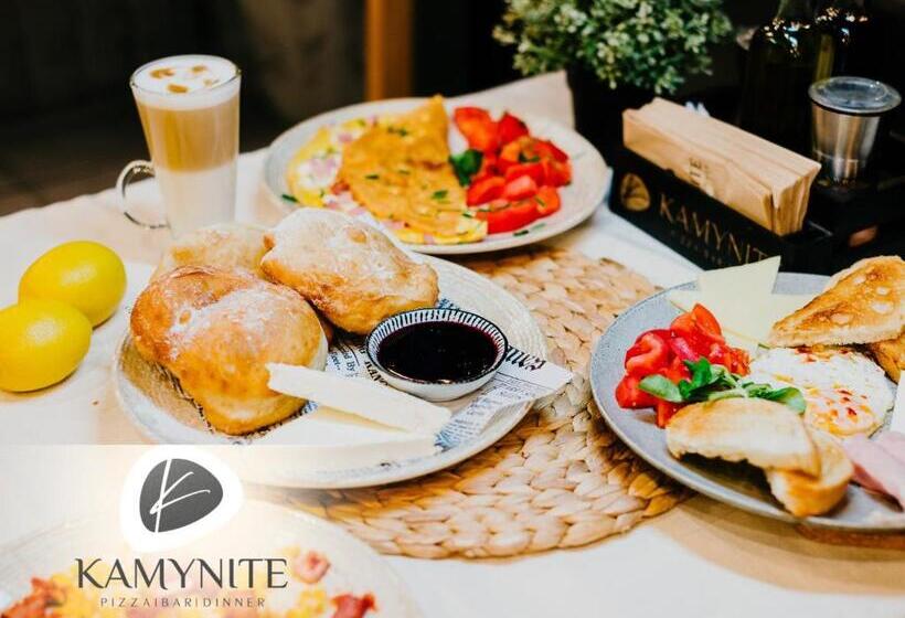 ホテル хотел камъните