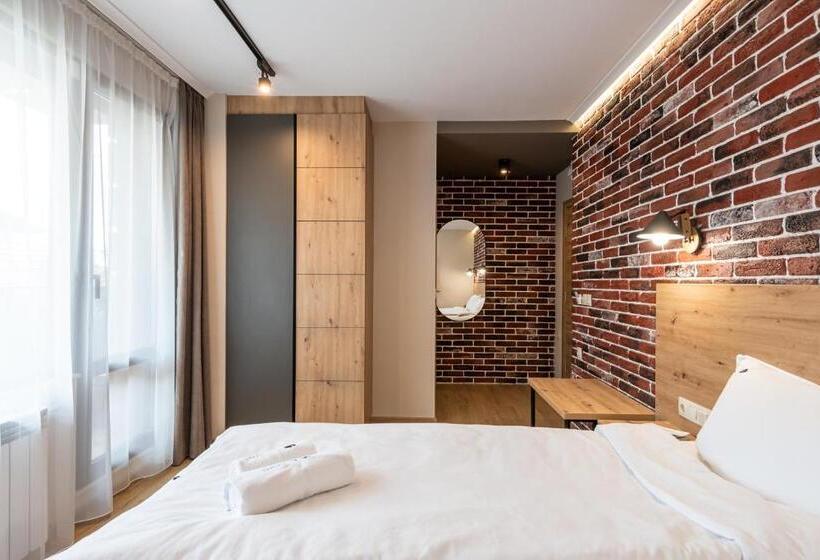 ホテル хотел камъните