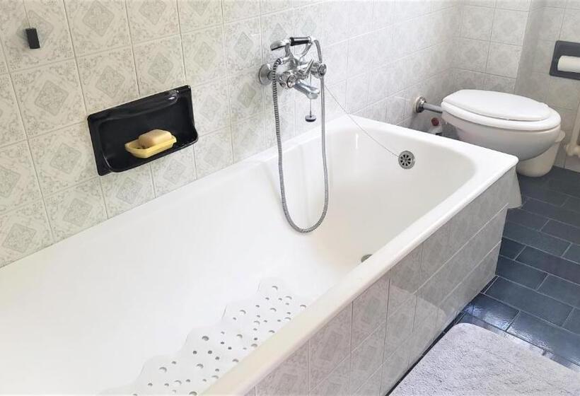 Lovely Lake Como View Condo In Perledo