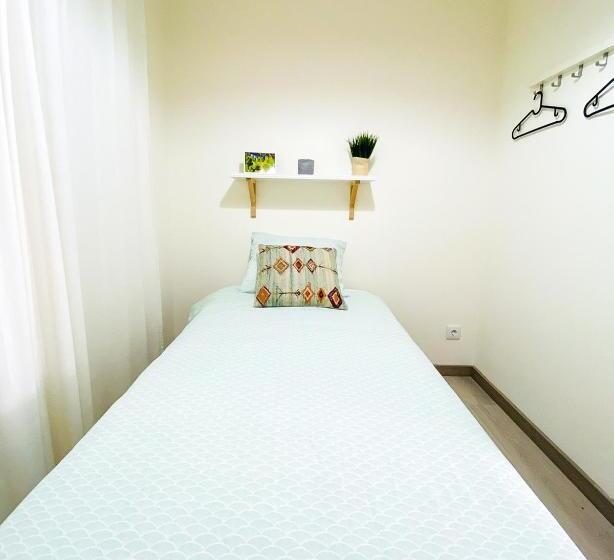 Marzia Boutique Home