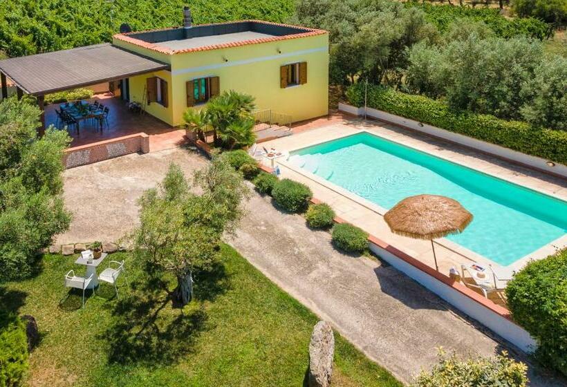 Near Alghero Shardana Guest House With Swimmool