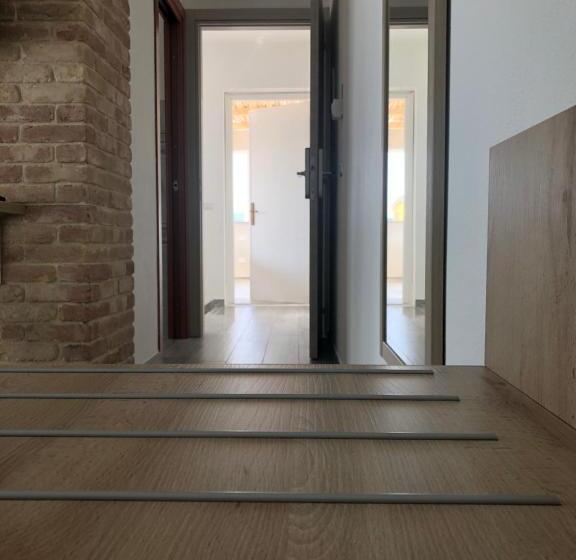 פנסיון Affittacamere Su Caboni