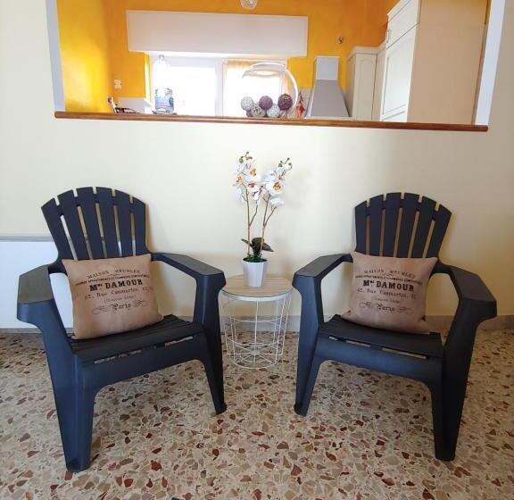 Пансион Jamari S Rooms