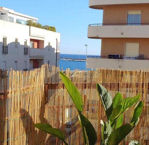 Пансион Jamari S Rooms