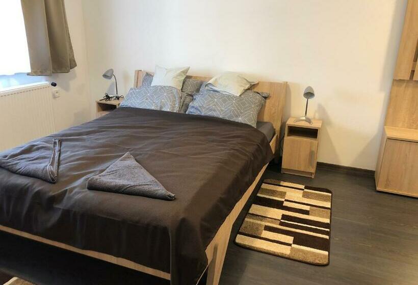 פנסיון Lukács Vendégház