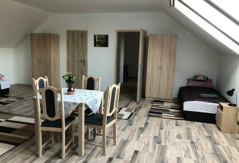 פנסיון Lukács Vendégház