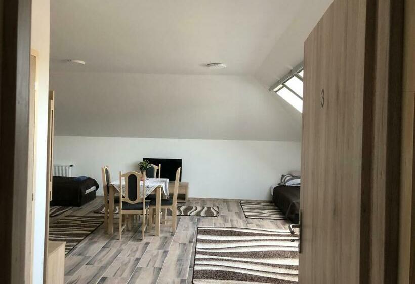 פנסיון Lukács Vendégház