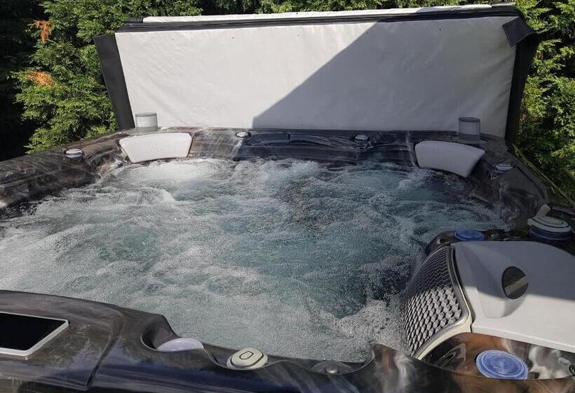 펜션 Mónika Vendégház