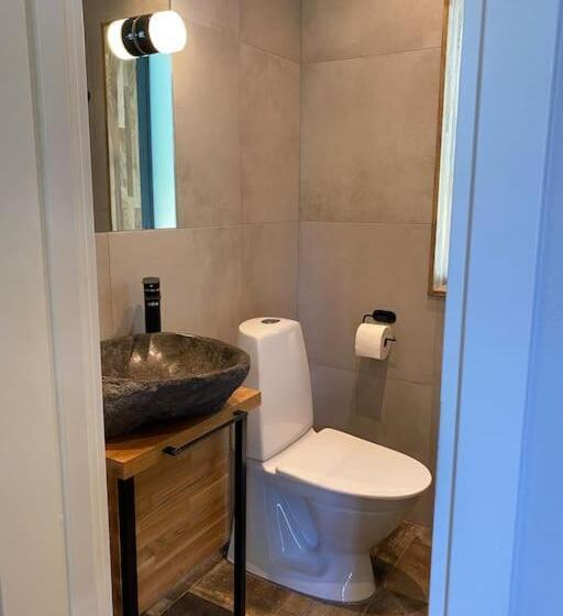 Pool Spa Sauna And Beach Beddingestrand