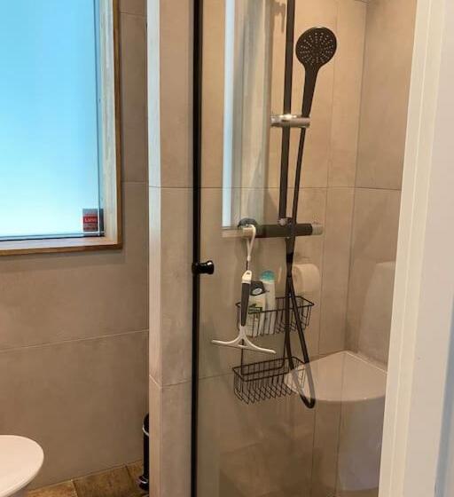 Pool Spa Sauna And Beach Beddingestrand