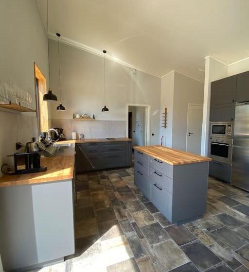 Pool Spa Sauna And Beach Beddingestrand