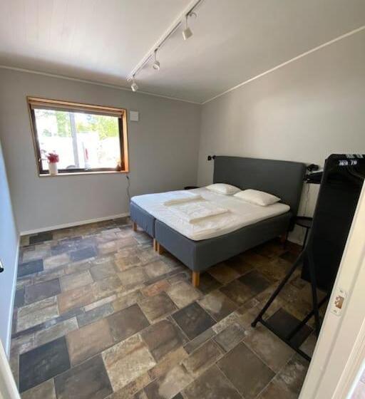 Pool Spa Sauna And Beach Beddingestrand