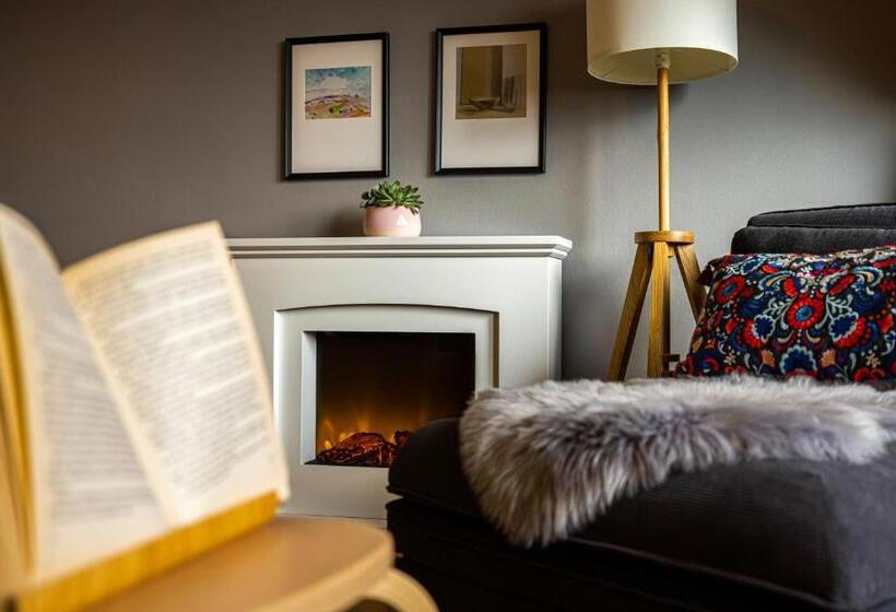 Rož Ca Apartments With Mountain View