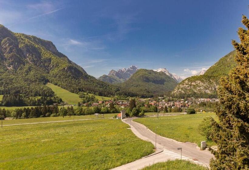 Rož Ca Apartments With Mountain View