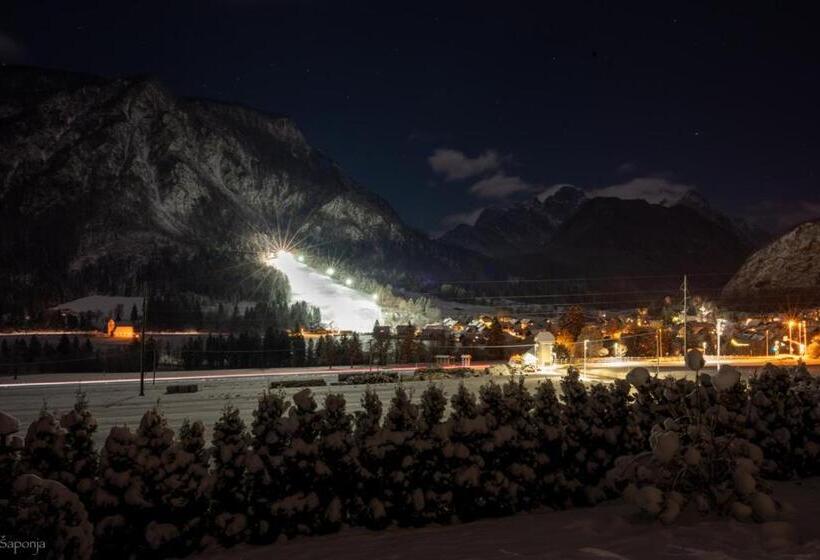 Rož Ca Apartments With Mountain View