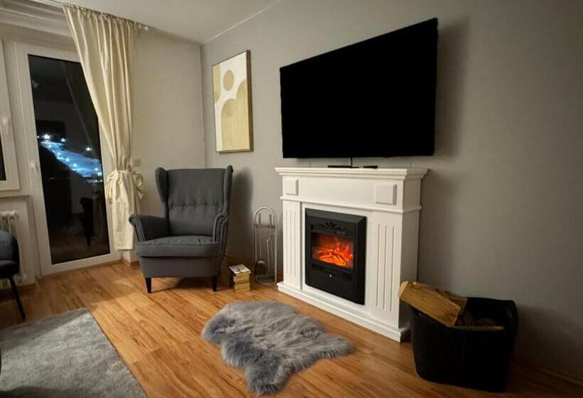 Rož Ca Apartments With Mountain View