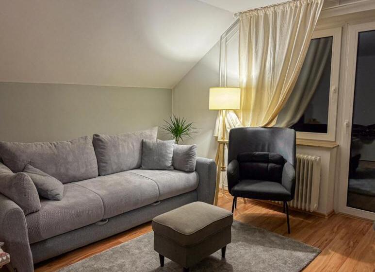 Rož Ca Apartments With Mountain View