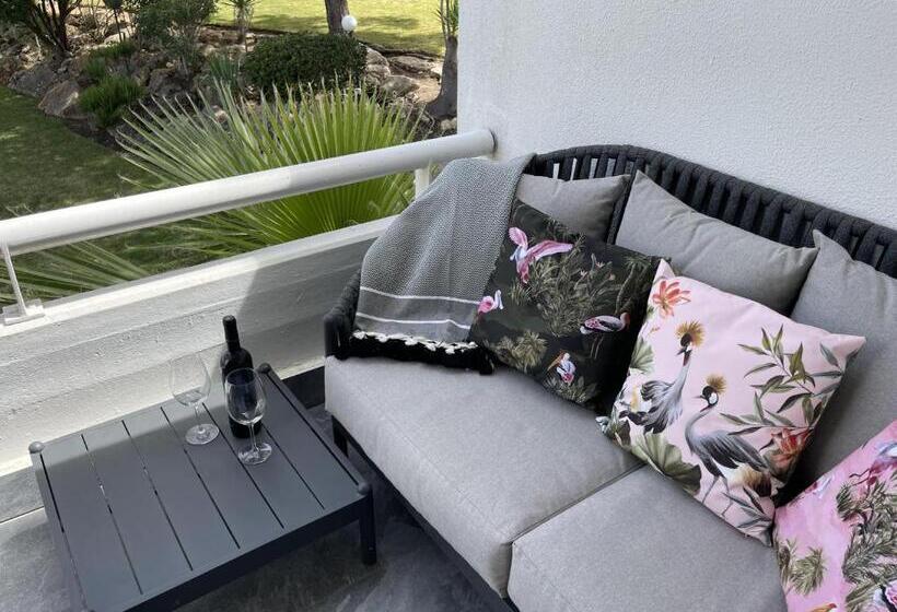 Scarlet S Place   1 Bed Victory Village Quinta Do Lago   Beach, Nature, Lakes