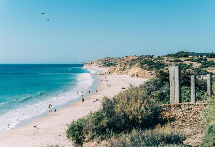 ōshen   Sleeps12 Gym Kayak Mountnbike Beachfrnt