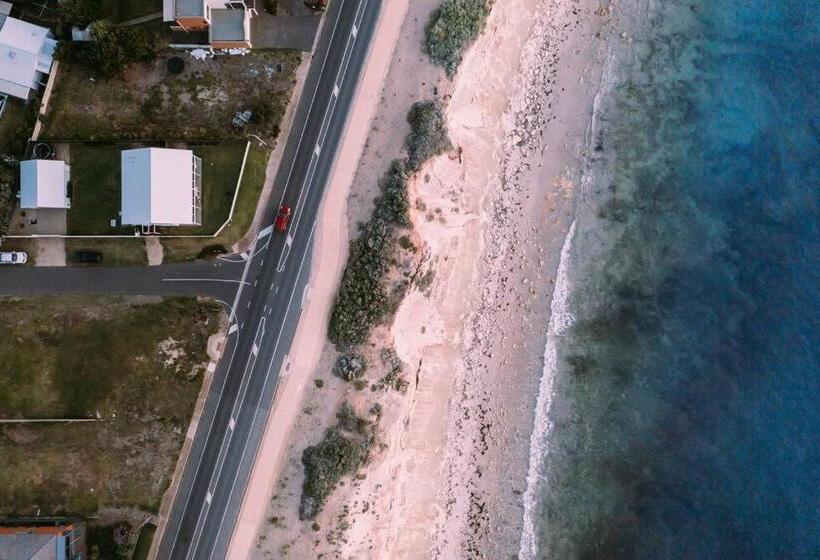 ōshen   Sleeps12 Gym Kayak Mountnbike Beachfrnt