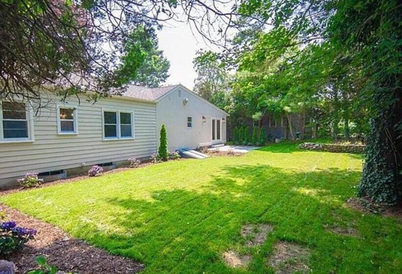 Shore Drive   2 Bedroom/2 Bath/bunk/queen Oasis