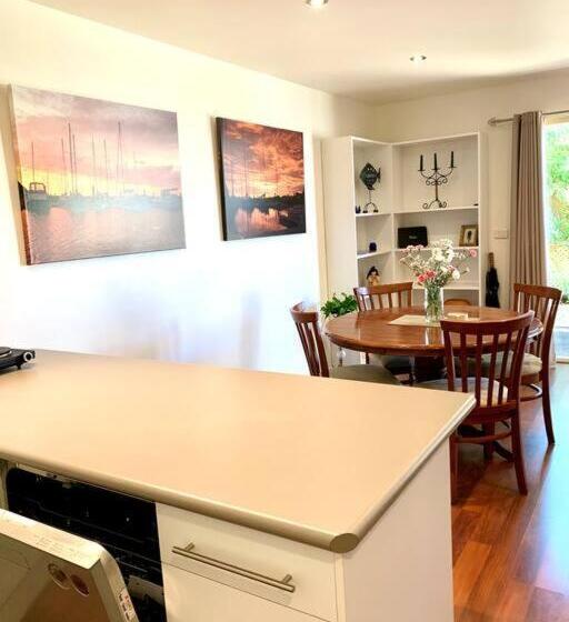 Shore To Please 1 Bdrm Loft Apt Beach Wifi