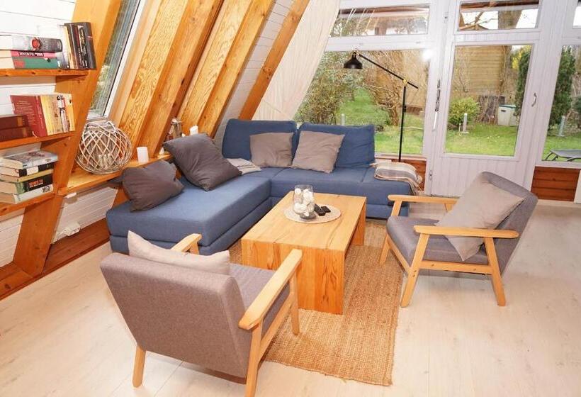 Zeltdachhaus Für Die Ganze Familie