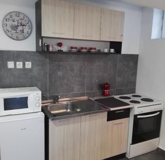 вила полина