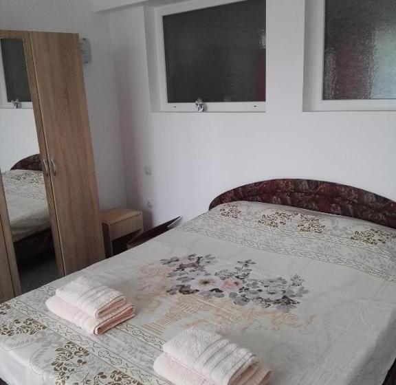 вила полина