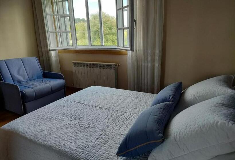 A Grenla Entre Viñedos