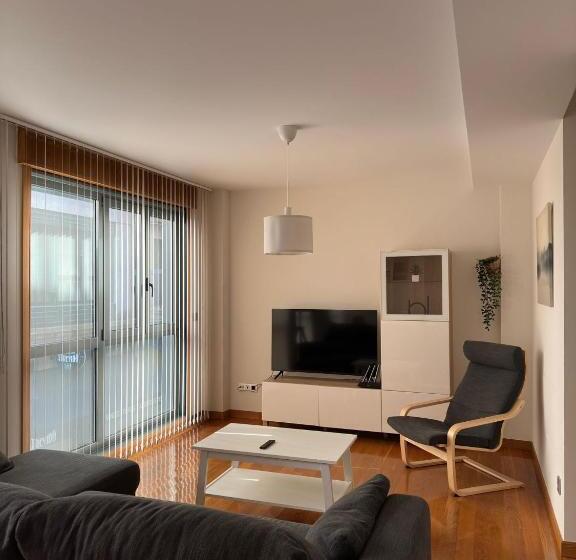 Coco Pardal, Pontevedra