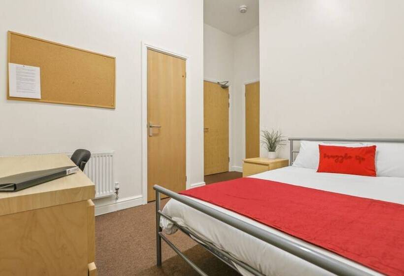 ユースホステル Sangha Halls