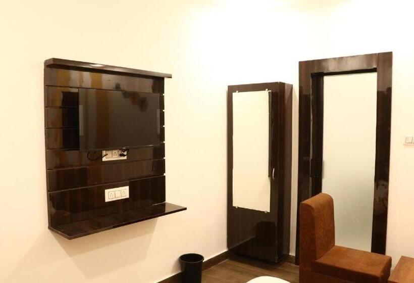 Общежитие Madpackers Khajuraho