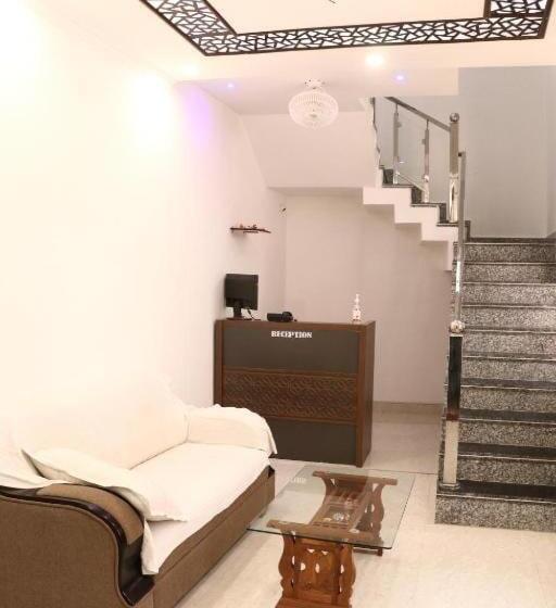 Общежитие Madpackers Khajuraho