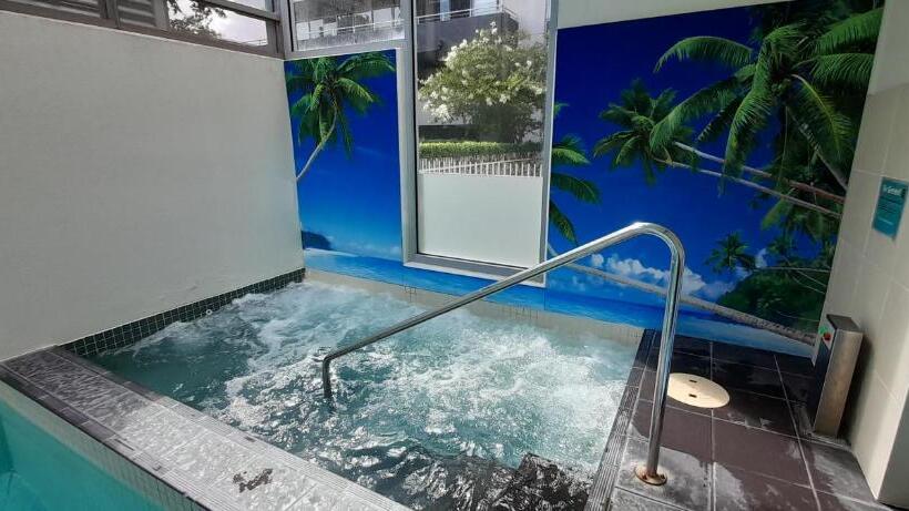 Beautiful Apartment 100mts Near The Beach In Port Melbourne