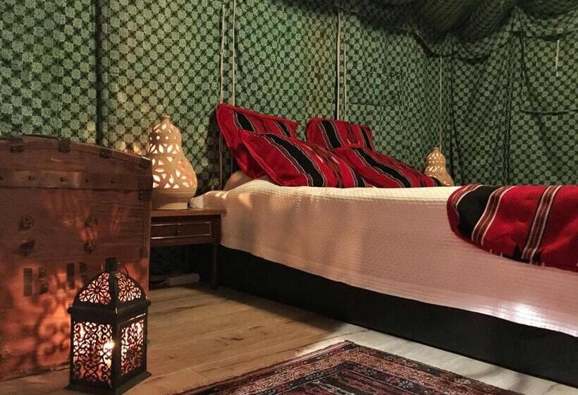 مبيت وإفطار Domaine De La Castagnère