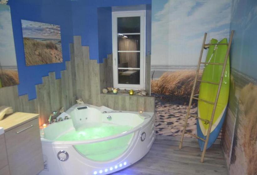 مبيت وإفطار Domaine De La Castagnère