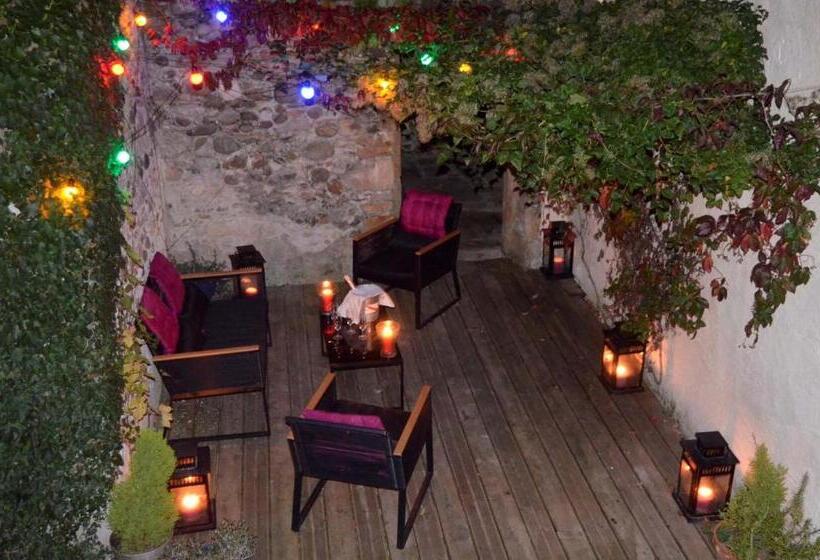 مبيت وإفطار Domaine De La Castagnère