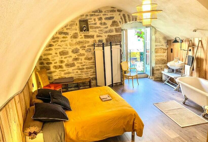 민박 Les Volets Rouges