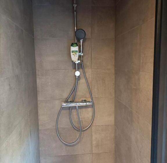 مبيت وإفطار Pension & Ferienwohnungen Haus Edelweiß