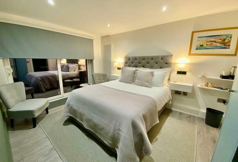 住宿加早餐  Tŷ Treflan