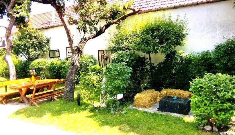 Casa Din Colțul Cetății