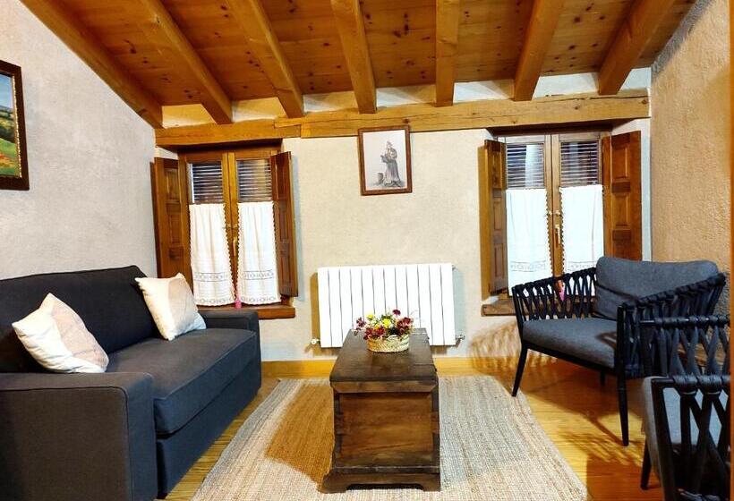 Casa Pinines